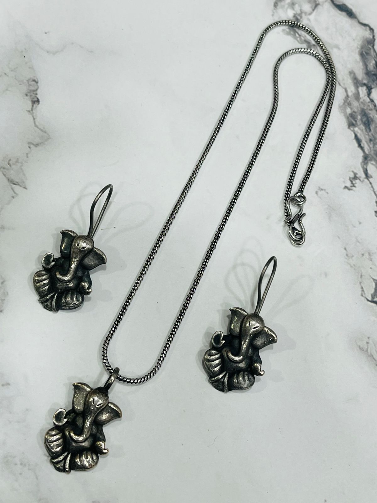 Oxidized Silver Ganesha Pendant Set with Earrings – Ethnic Jewelry