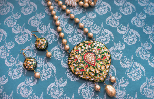 Green Floral Meenakari Heart Pendant Necklace & Earrings Set – Handcrafted Rajasthani Ethnic Jewellery