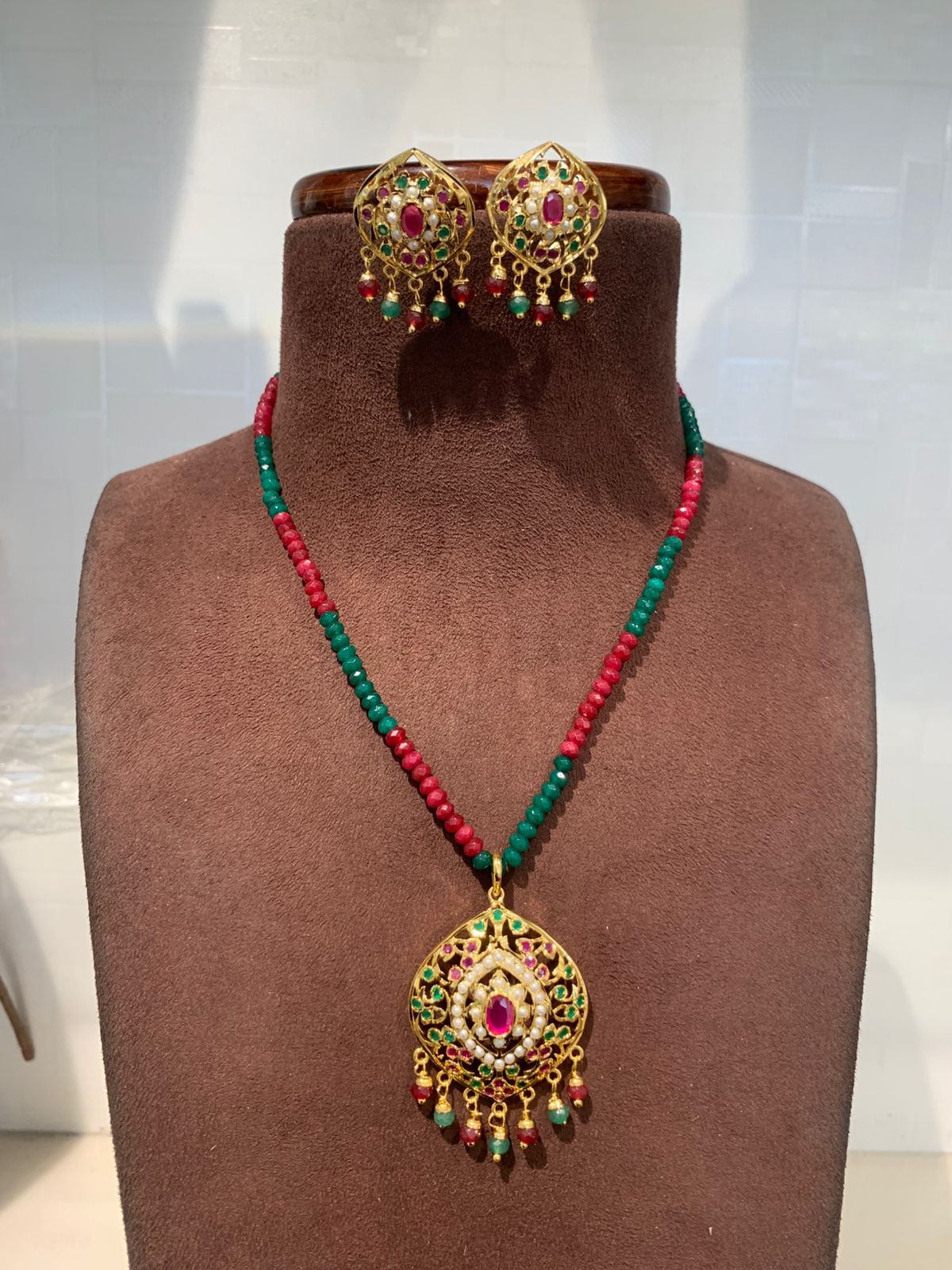 Red & Green Beaded Necklace Set with Antique Gold Plated Pendant & Earrings