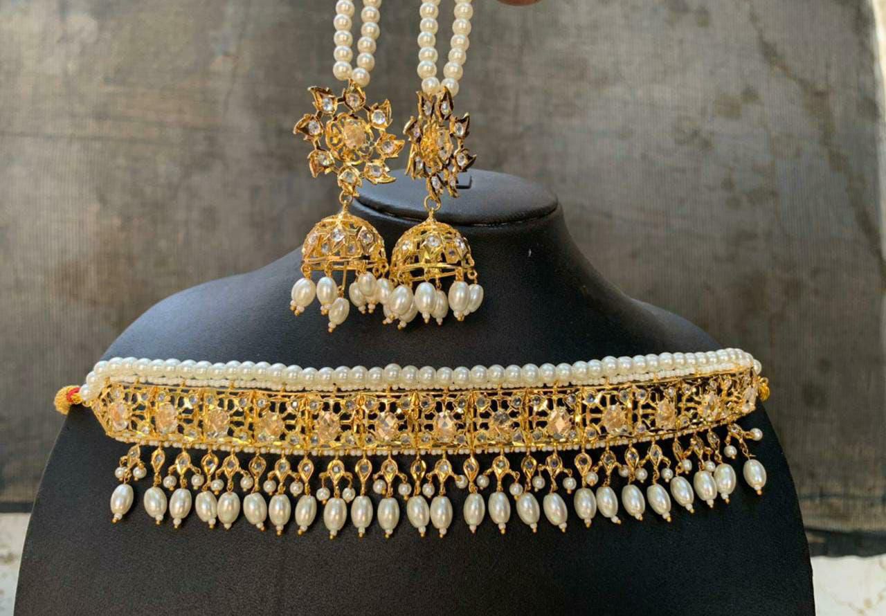 Royal White Kundan & Pearl Gold Plated Choker Set with Jhumka Earrings